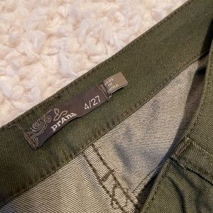 Like new!! Prana Pants GREEN